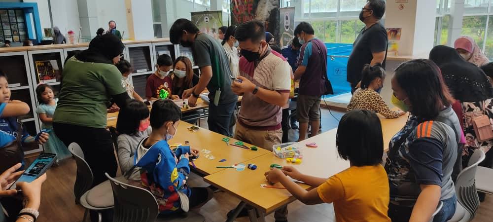 Making bookmarks during the education programme at the Sabah State Library