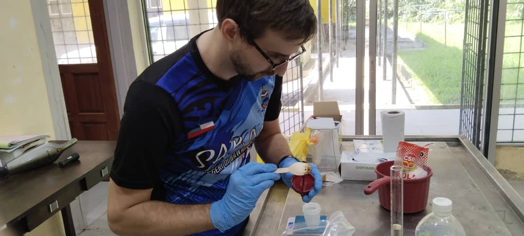 Jonas in lab